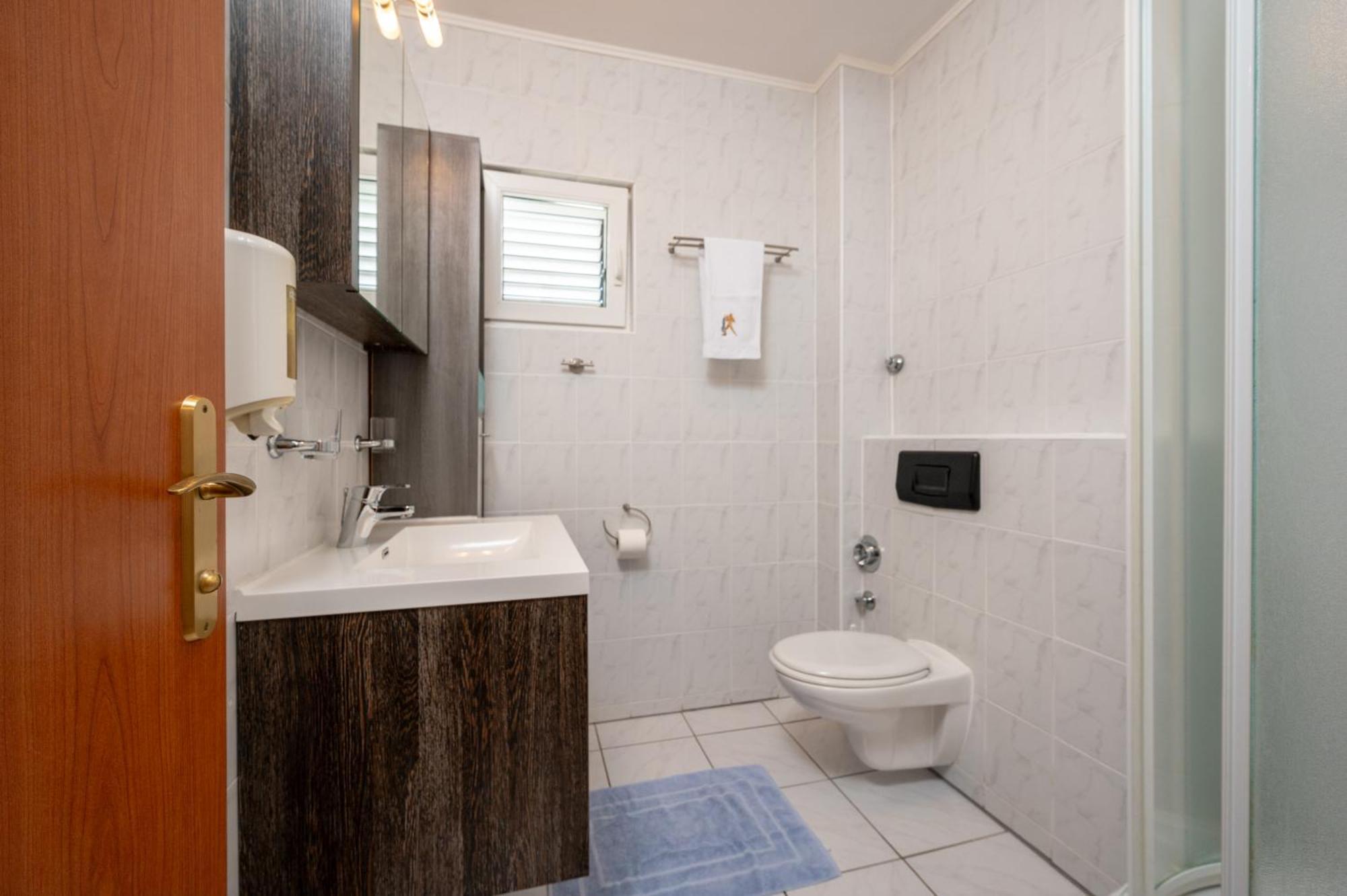 Apartments Zdravko Трогир Экстерьер фото