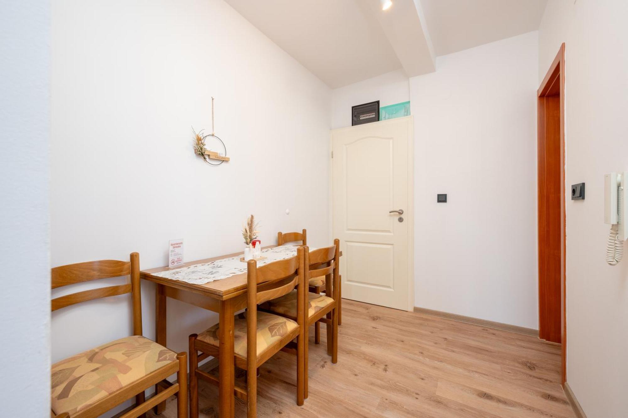 Apartments Zdravko Трогир Экстерьер фото