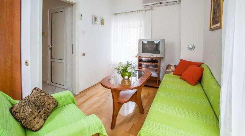 Apartments Zdravko Трогир Экстерьер фото