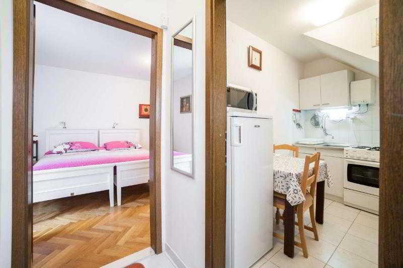 Apartments Zdravko Трогир Экстерьер фото