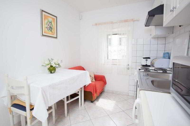 Apartments Zdravko Трогир Экстерьер фото