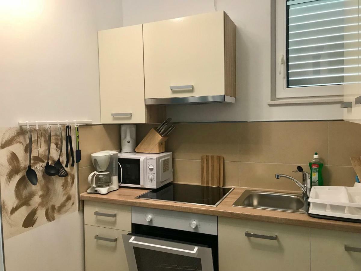 Apartments Zdravko Трогир Экстерьер фото